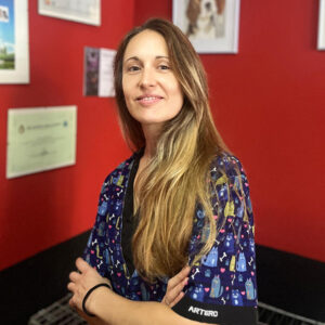 profesora del curso de peluqueria canina en zaragoza
